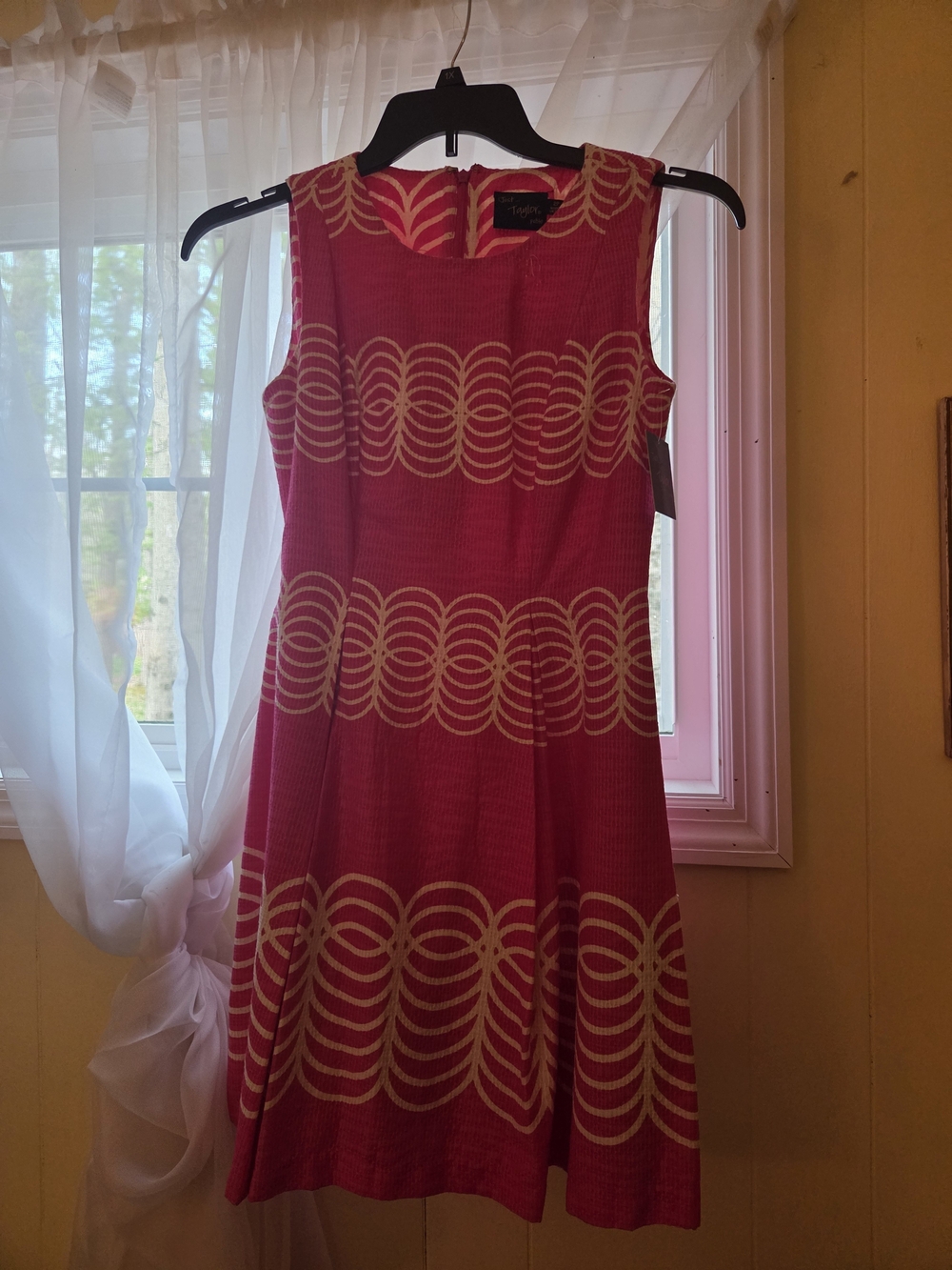 Just...Taylor Red Sleeveless Midi Dress with White Geometric Bands